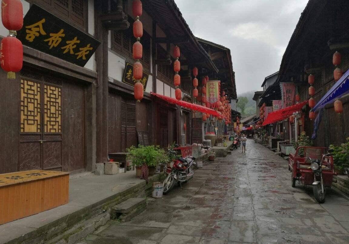 整个的榴莲，要等到裂口了才能吃吗？游戏画面